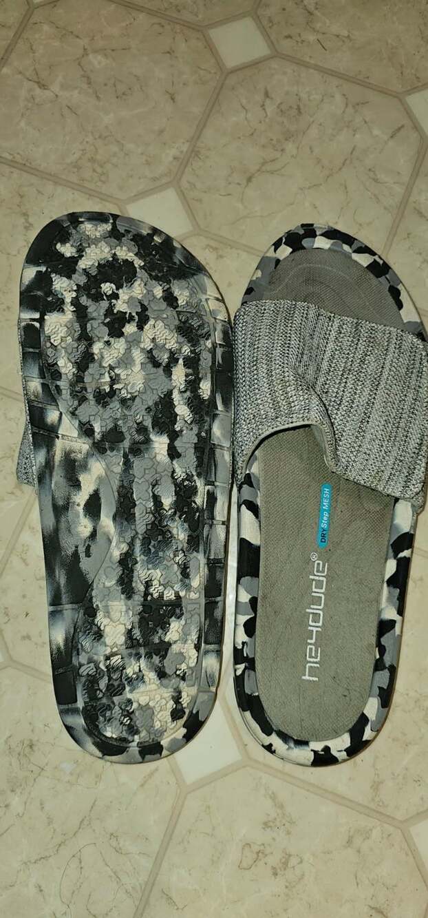 Hey Dude Men's Phoenix Sox Camo Dry Step Mesh Slide Sandals